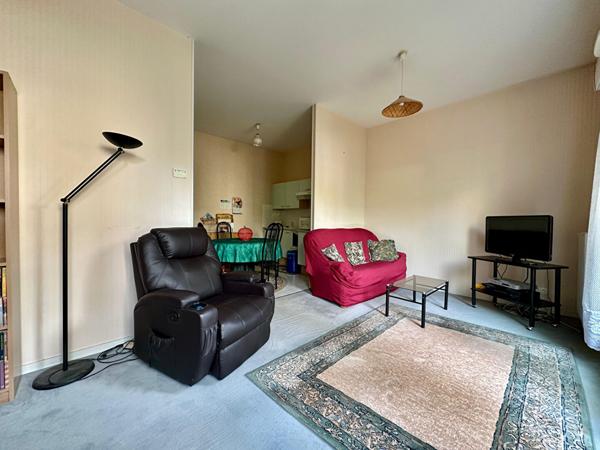 Appartement T2 avec jardin privatif et garage attenant ? Quartier des Comtesses ? Chartres