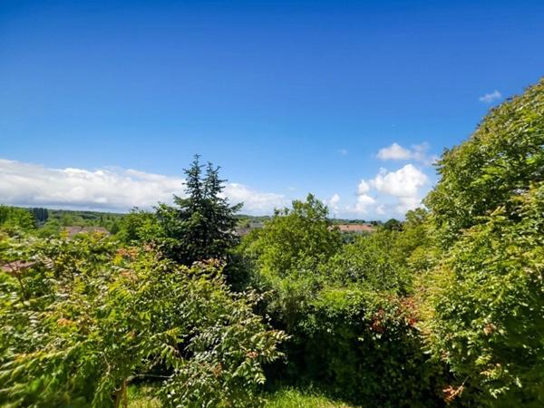 MAISON INDIVIDUELLE COUP DE COEUR  À VENDRE – 7 PIÈCES – 138 m² – CENTRE-VILLE DE PLAISIR (78)