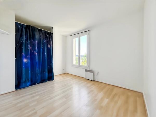 MAISON INDIVIDUELLE COUP DE COEUR  À VENDRE – 7 PIÈCES – 138 m² – CENTRE-VILLE DE PLAISIR (78)