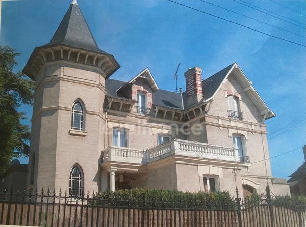 Propriété de Prestige en Pierre | 8 pièces | Parc paysagé | T2 indépendant (Beaumont sur Oise / L'Isle-Adam)