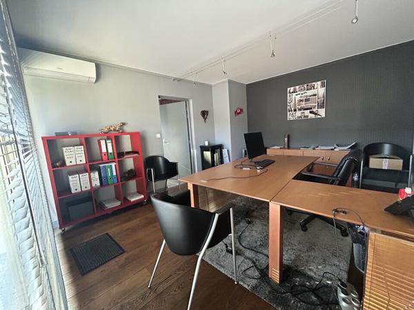 Chalon sur Saône- Bureaux de 88 m² + archive