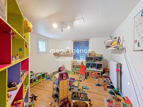 Maison à LA ROMAGNE, 49740 - 5 pièces 110m²