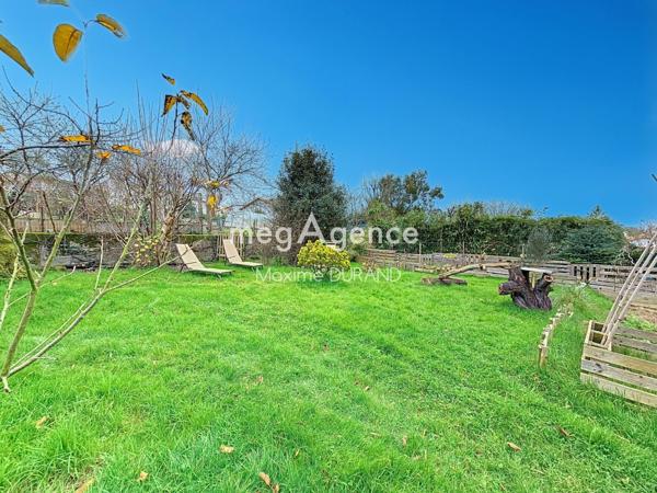 Maison à LA ROMAGNE, 49740 - 5 pièces 110m²