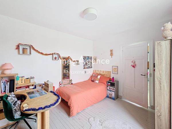 Maison à LA ROMAGNE, 49740 - 5 pièces 110m²