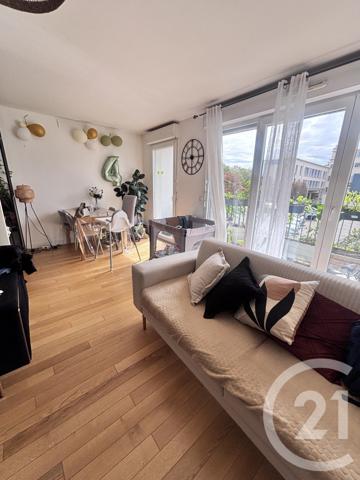 Appartement F3 à vendre  3 pièces - 64 m2 LA PLAINE ST DENIS - 93