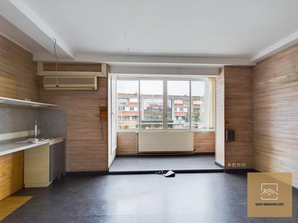 Dunkerque (59140) Appartement / Local 90 m² – Place de la République – Libre d’occupation