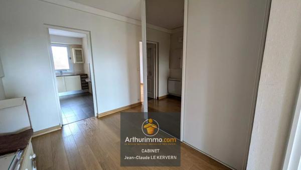 Location                                                      Appartement
                        
                     3 pièces                      69 m2                     à Saint-Brieuc