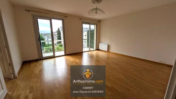 Location                                                      Appartement
                        
                     3 pièces                      69 m2                     à Saint-Brieuc