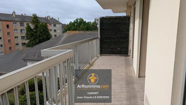 Location                                                      Appartement
                        
                     3 pièces                      69 m2                     à Saint-Brieuc