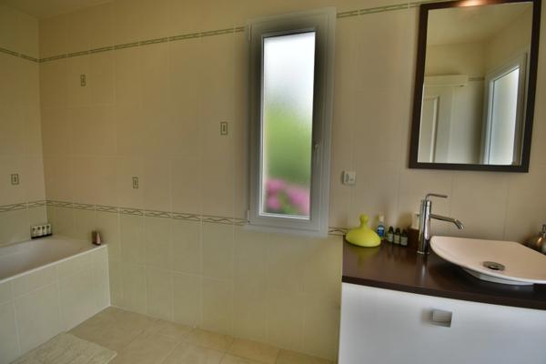 Maison à vendre 7 pièces LEVES (28)