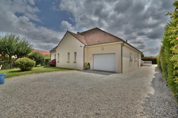 Maison à vendre 7 pièces LEVES (28)