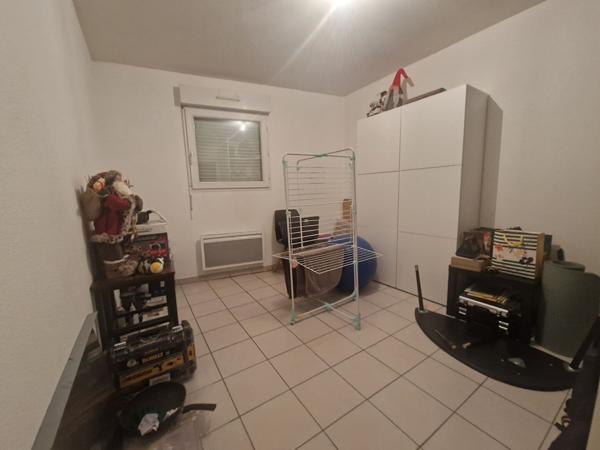 GENAS Azieu - Secteur Gambetta - Appartement  DUPLEX Type 3 de 73,48m² Carrez avec balcon sud dans petite résidence fermée au calme