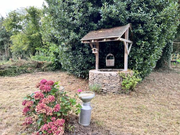 Propriété rénovée avec trois logements, située dans la campagne de l’Indre