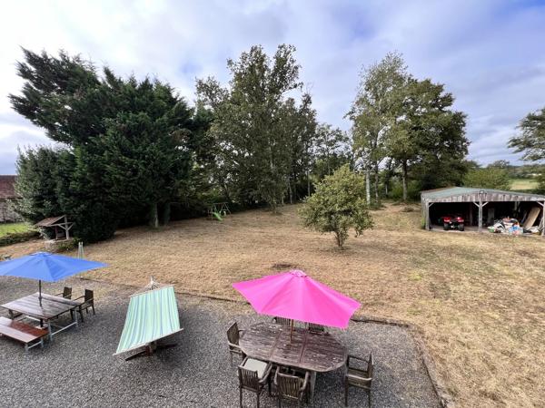 Propriété rénovée avec trois logements, située dans la campagne de l’Indre