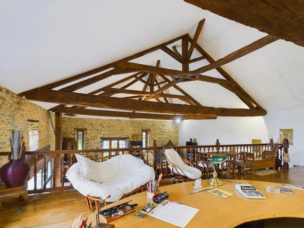 Belle maison d'architecte en pierre