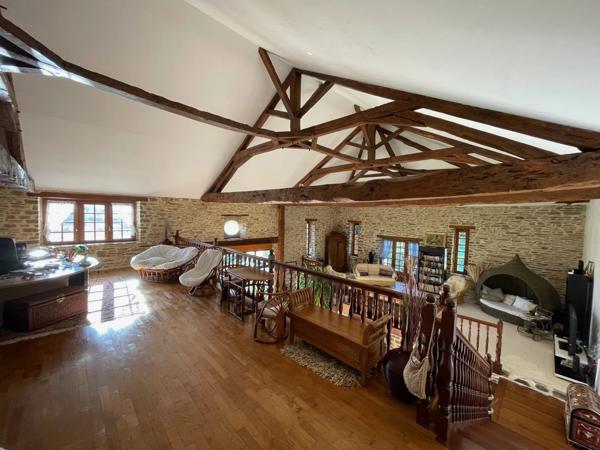 Belle maison d'architecte en pierre