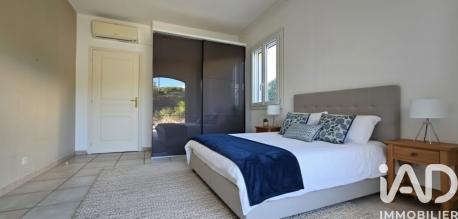 Maison à vendre 5 pièces 128 m² Saint-Raphaël