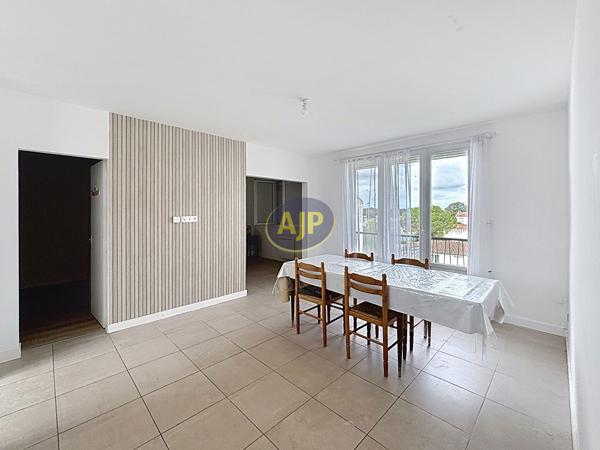 Location appartement Tonnay Charente : 760 € - AJP Immobilier Rochefort