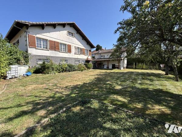 Maison 4 pièces (environ 93 m² habitables) sur sous-sol complet, proche commodités