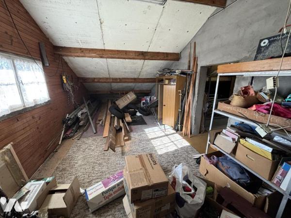 Maison 4 pièces (environ 93 m² habitables) sur sous-sol complet, proche commodités