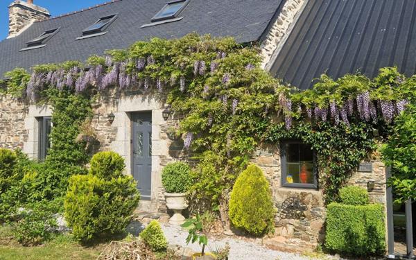 Maison à vendre    3 pièces • 115 m2 Saint-Gelven