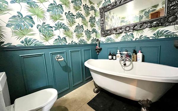 Maison à vendre    3 pièces • 115 m2 Saint-Gelven