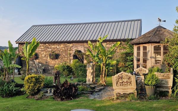 Maison à vendre    3 pièces • 115 m2 Saint-Gelven