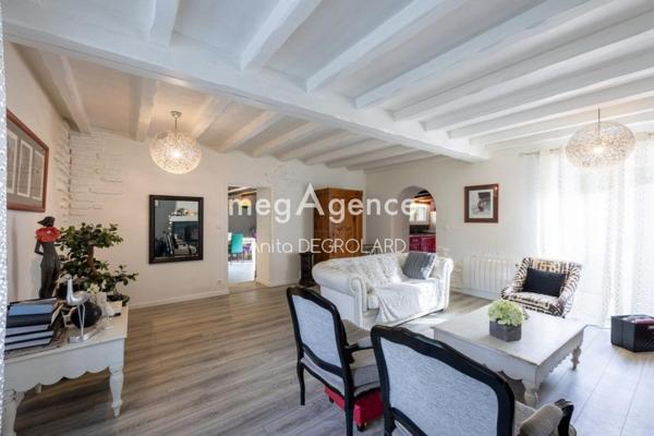 Maison à LA ROCHE-SUR-YON, 85000 - 7 pièces 184m²