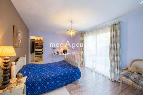 Maison à LA ROCHE-SUR-YON, 85000 - 7 pièces 184m²