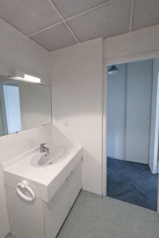 Grand studio meublé à vendre proximité centre ville