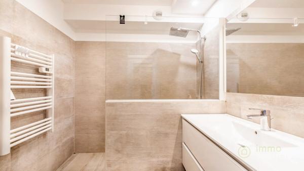 Appartement à MENTON (06500)