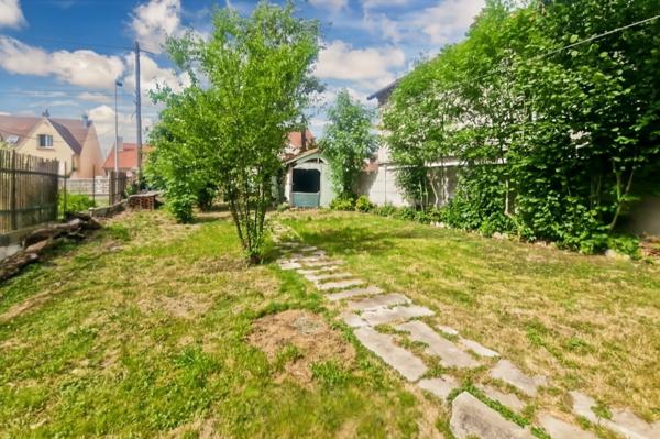 Pontault-Combault (77340) PONTAULT COMBAULT - TERRAIN CONSTRUCTIBLE DE 403M² VIABILISÉ - QUARTIER DU BOUQUET