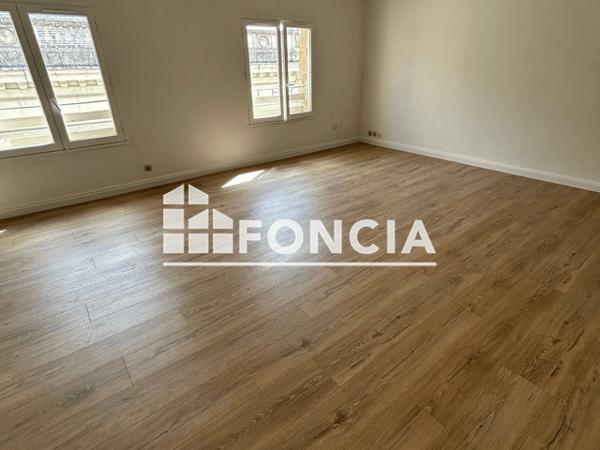 Location Appartement 2 pièces 54.49 m² - 3e ETAGE - PORTE 3 Niort 79000