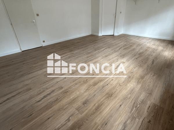 Location Appartement 2 pièces 54.49 m² - 3e ETAGE - PORTE 3 Niort 79000