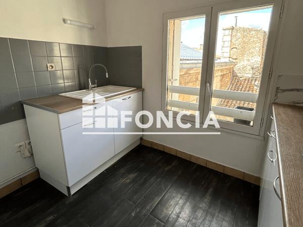 Location Appartement 2 pièces 54.49 m² - 3e ETAGE - PORTE 3 Niort 79000