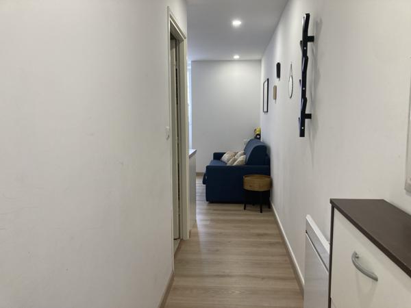 LAGNIEU Centre-Ville, Appartement meublé avec extérieur Lagnieu (01150)