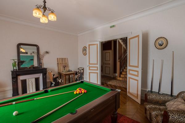 Vernet-la-Varenne (63580) Hôtel particulier ou Grande maison familiale, à vous de réaliser vos rêves !