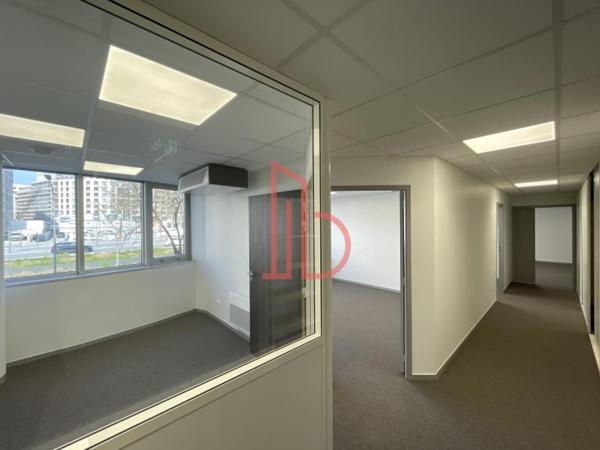 Bureau de 414 m² à louer à Bordeaux Sud-Ouest