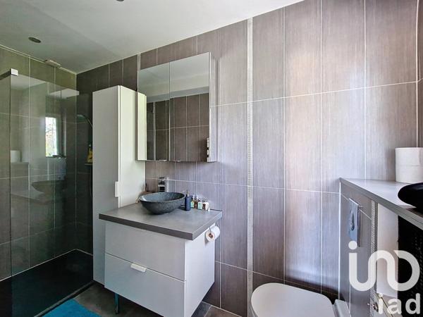 Maison à vendre 7 pièces 152 m² Saint-Fargeau-Ponthierry