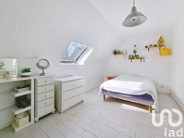 Maison à vendre 7 pièces 152 m² Saint-Fargeau-Ponthierry