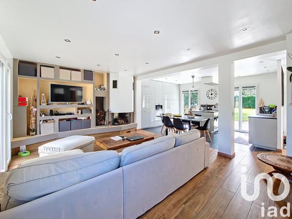 Maison à vendre 7 pièces 152 m² Saint-Fargeau-Ponthierry