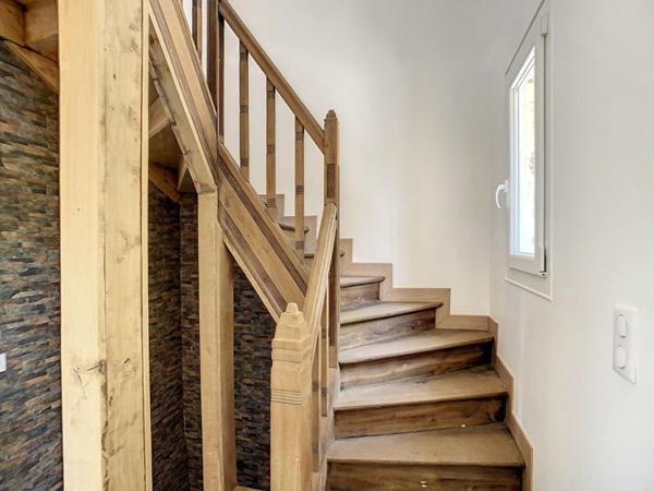 Coup de coeur ! Maison entièrement rénovée, 10 min à pied de la gare