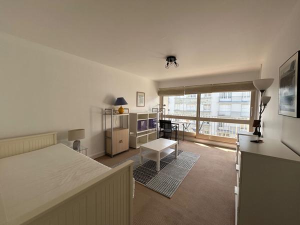 QUARTIER PONT DE LA TORTIERE APPARTEMEN T1 MEUBLE,  
Nantes 44000