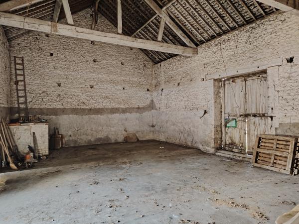 Ancienne fermette à rénover de 130 m² plus grange de 80 m²