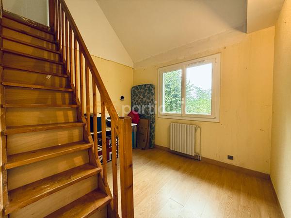 Vente
                Maison139 m² - 7 Pièces -
                    LA BARRE DE SEMILLY (50810)