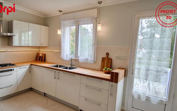 Maison à vendre    7 pièces •  Saran