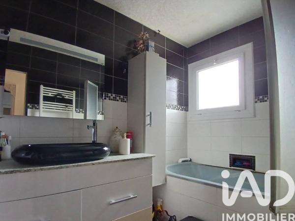 Maison à vendre 6 pièces 138 m² Cholet