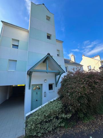 SAINT-NAZAIRE coeur de ville République, charmant T2 de 65 m2