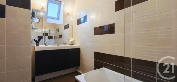 Appartement T6 à vendre  6 pièces - 122,10 m2 CHAMBERY - 73