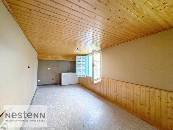 Maison à Vendre à Châteauneuf - Rénovation complète à prévoir